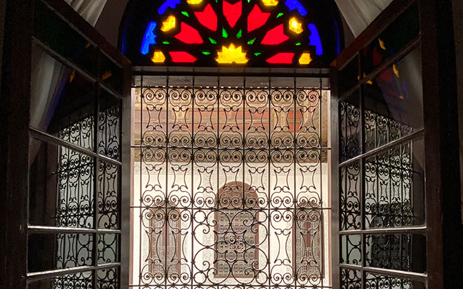 riad tizwa Fes beautiful window