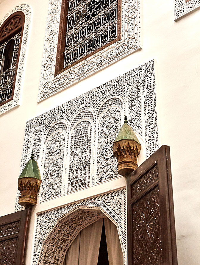 Riad Tizwa Fes decorative plasterwork